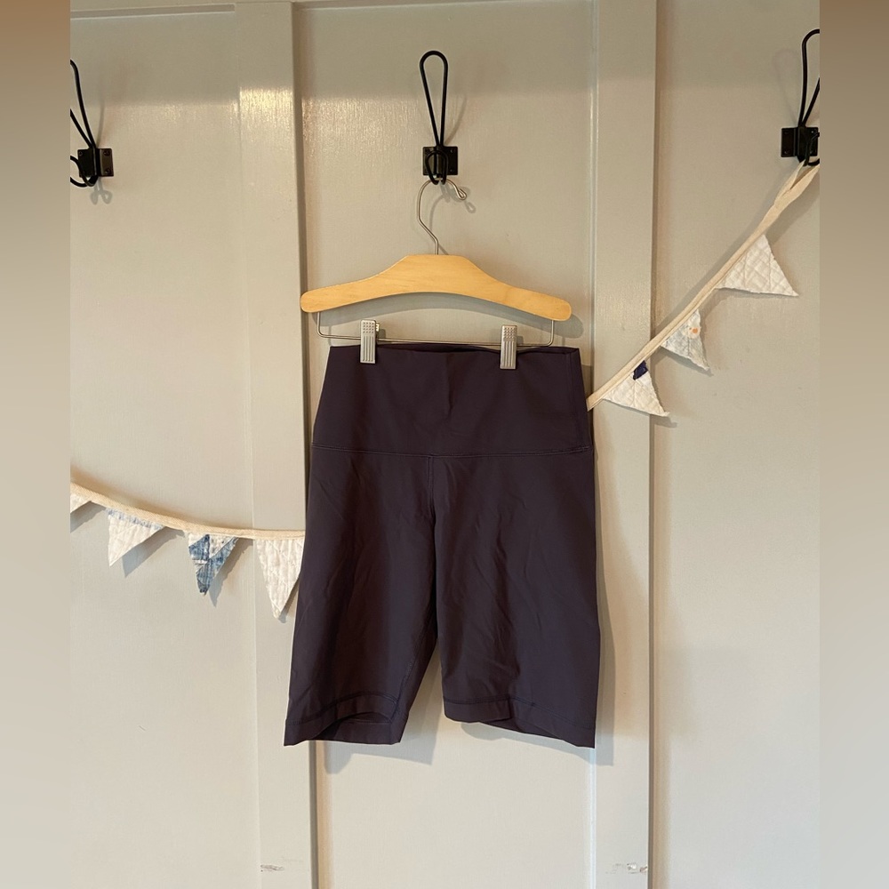 Everlane Perform Bike Shorts